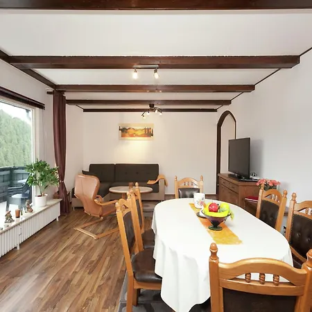 Dom wakacyjny Spacious Holiday In With Garden *