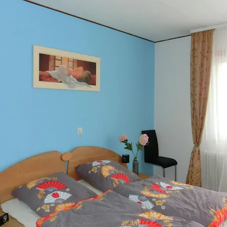 Spacious Holiday In With Garden Дом отдыха