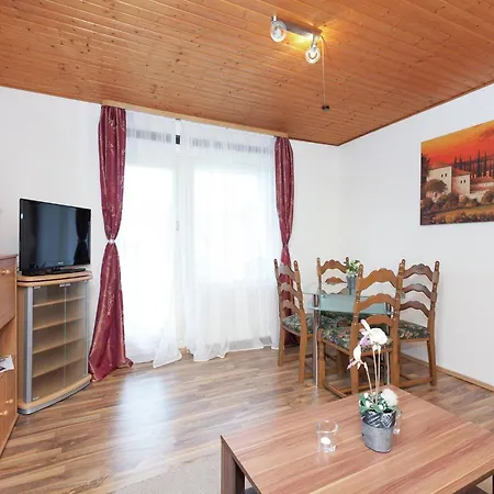 Dom wakacyjny Spacious Holiday In With Garden Wildemann