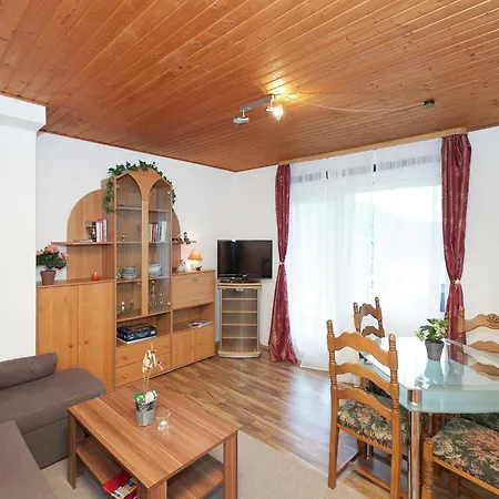 Spacious Holiday In With Garden Wildemann