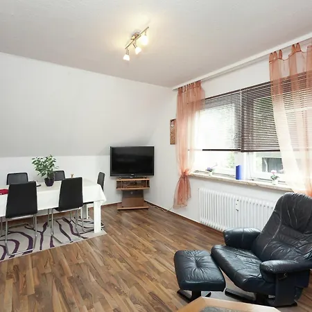 Dom wakacyjny Spacious Holiday In With Garden Wildemann