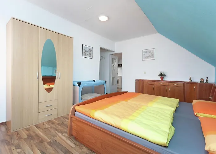 Spacious Holiday In With Garden Hébergement de vacances