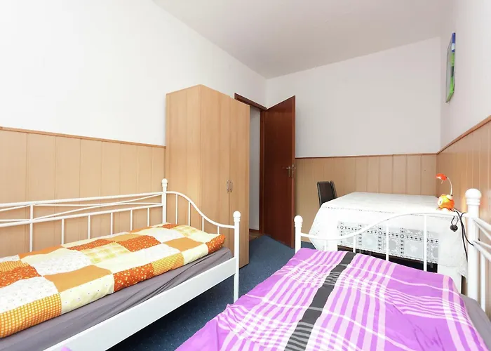 Hébergement de vacances Spacious Holiday In With Garden *